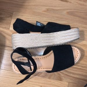American Eagle platform sandals